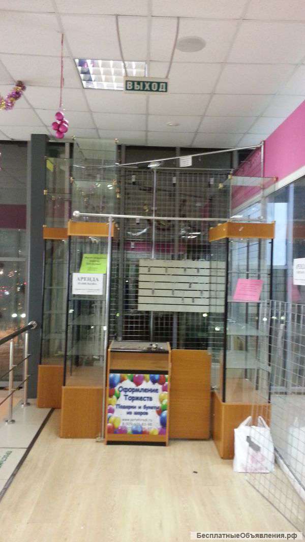 Стеклянные шкафы-витрины