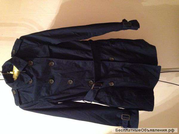 Плащ Stradivarius