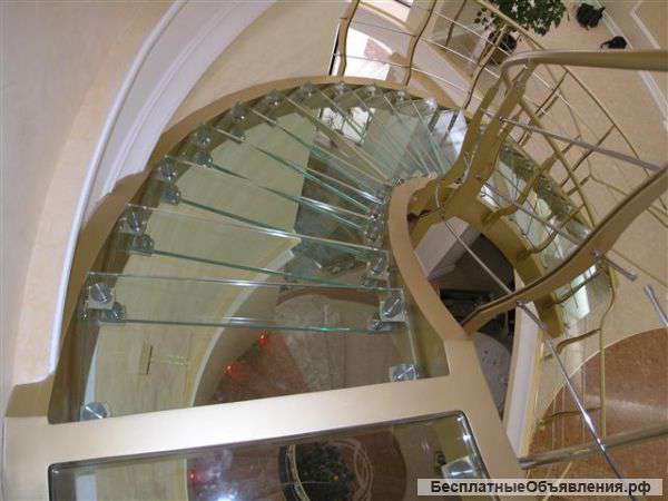 Стеклянные лестницы из закаленного безопасного стекла купить в Крыму