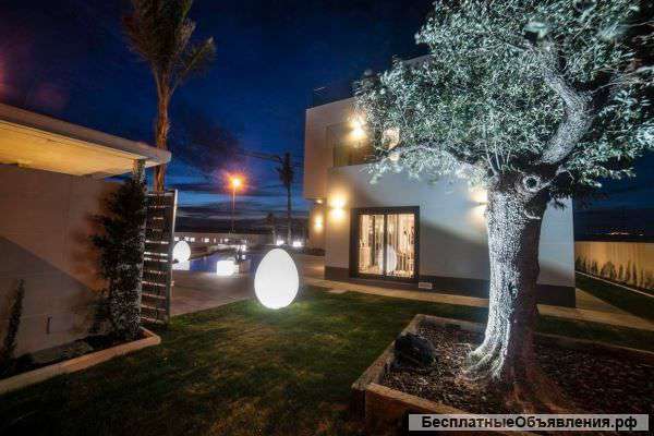 Недвижимость в Испании, Новые виллы на берегу моря от застройщика в Кампоамор, Коста Бланка, Испания