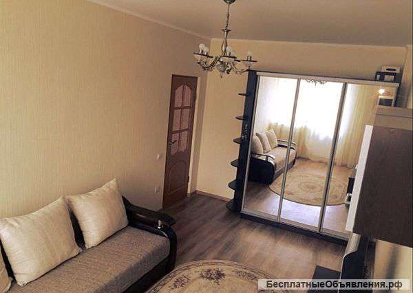 Сдаю 2 к.кв. Центр пер. Соборный 8/12кирп. 55м. ремонт