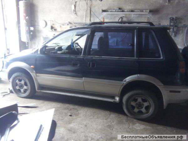 Mitsubishi RVR