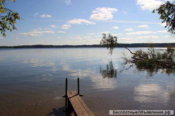 Участок на берегу водохранилища