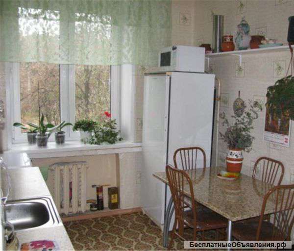 1 комн. кв по часам и посуточно. пр. октября 82