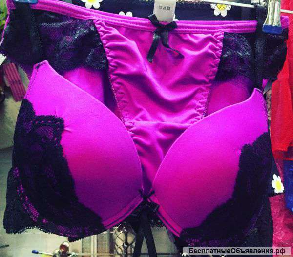 Красивый комплект белья