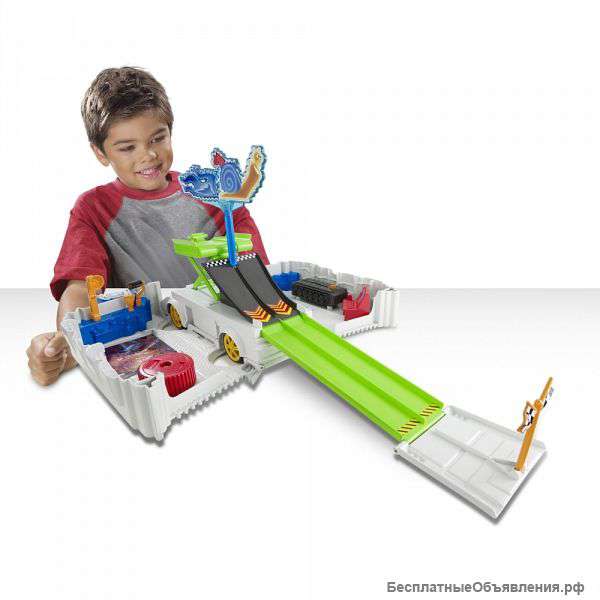 Mattel"Turbo Dreamworks"Трек для запуска с улиткой