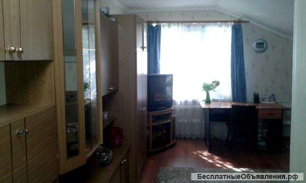 Подселение девушки к девушки.Аэропорт.