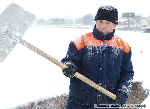 Разнорабочие уборка снега снятие наледи альпенисты