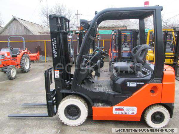 Вилочный погрузчик TOYOTA 8FGL18
