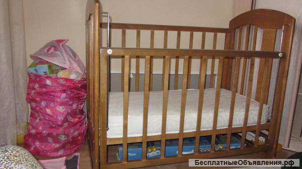 Кроватка- качалка детская