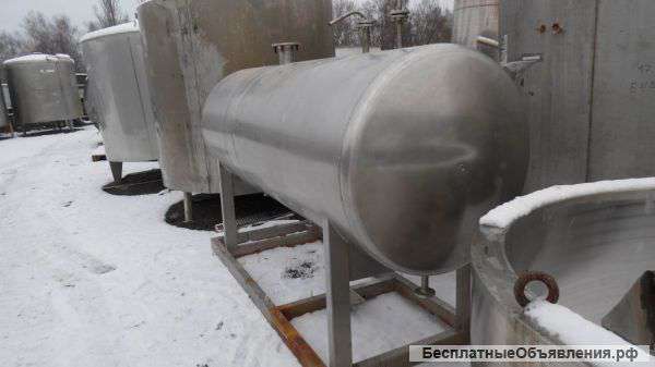 Емкость нержавеющая, объем — 2 куб.м