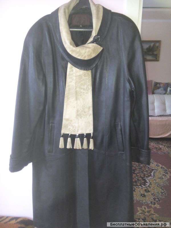 Кожаный плащ