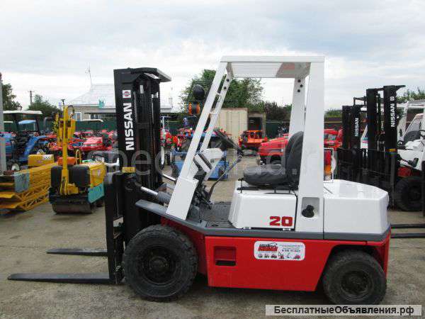 Вилочный погрузчик NISSAN PH02M2