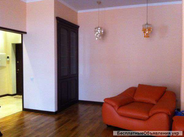 Просторная квартира в Элитном доме у Днепра