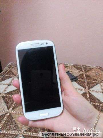 Телефон Samsung galaxy s3 GT-I9300