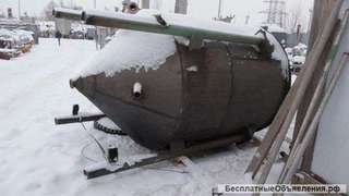 Емкость нержавеющая, объем — 5,5 куб.м., вертикального исполнения, коническое дно.