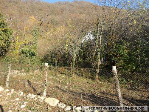 Продаю земельный участок в Лазаревской