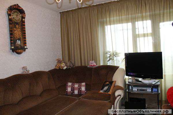 3 комнатную квартиру в Центре