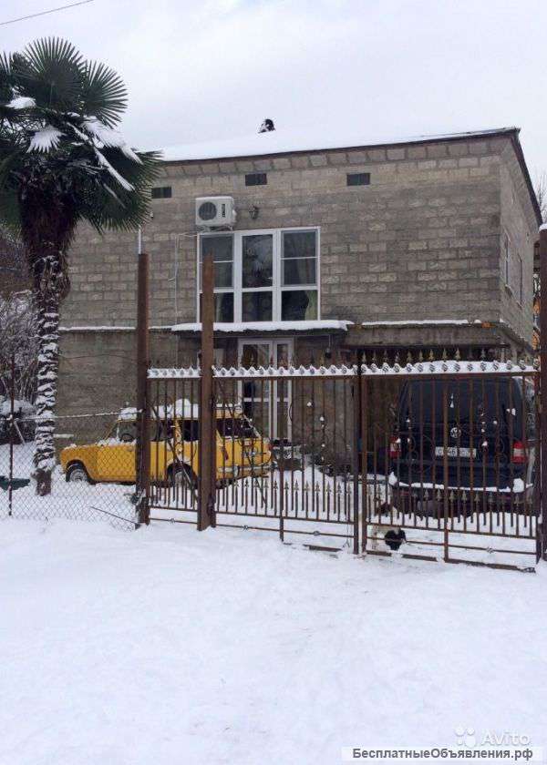 Дом 175 м² на участке 8 сот