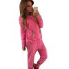 Розовый спортивный костюм