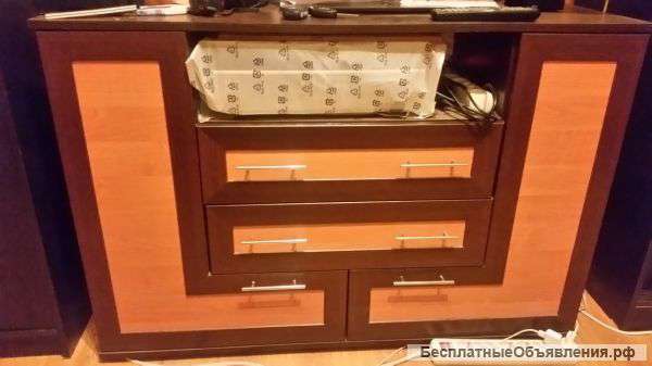 Двухцветный комод