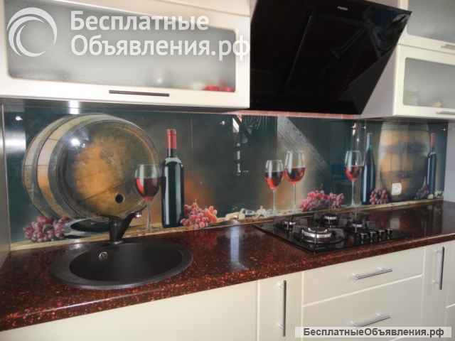 Стеклянный фартук для кухни