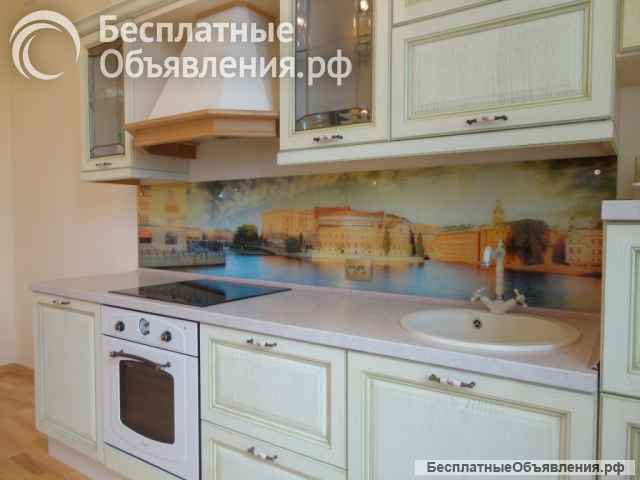 Стеклянный фартук для кухни