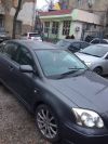 Автомашину тойота авенсис