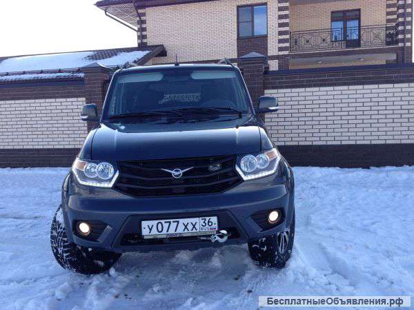 Автомобиль уаз-патриот