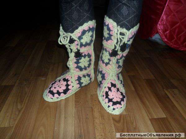 Теплые вязанные тапочки