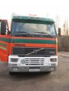 Тягач VOLVO Fh 12,1998 гв,380 л.с.Автомобиль в очень хорошем состояние.