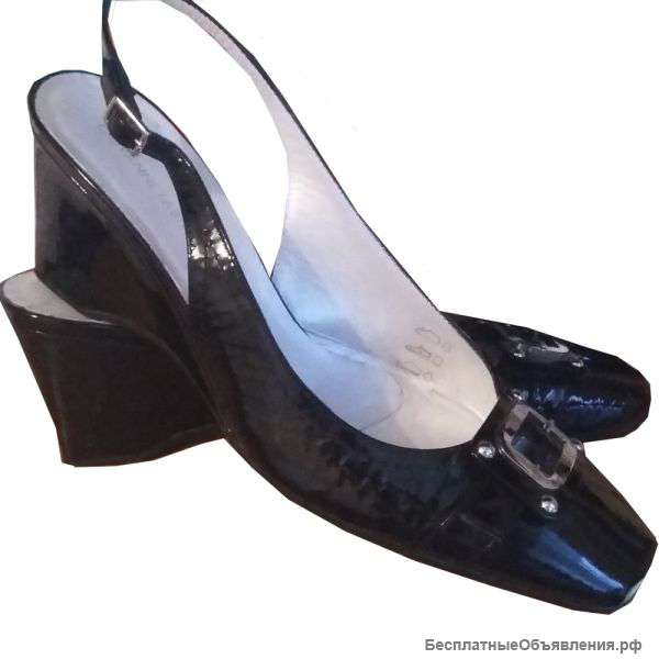 Босоножки Giovanni Fabiani