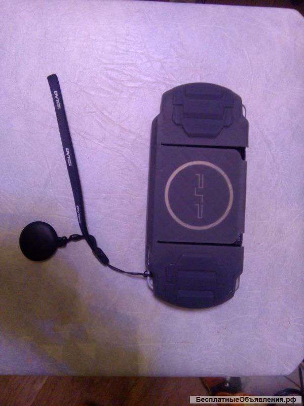 PSP Slim прошитая с чехлом и зарядкой