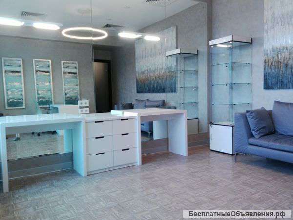 Парикмахерская 19 м² и Педикюрный кабинет 4 м²