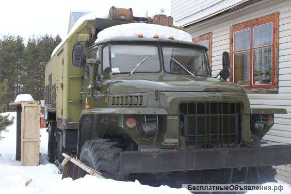 Автомобиль УРАЛ-375