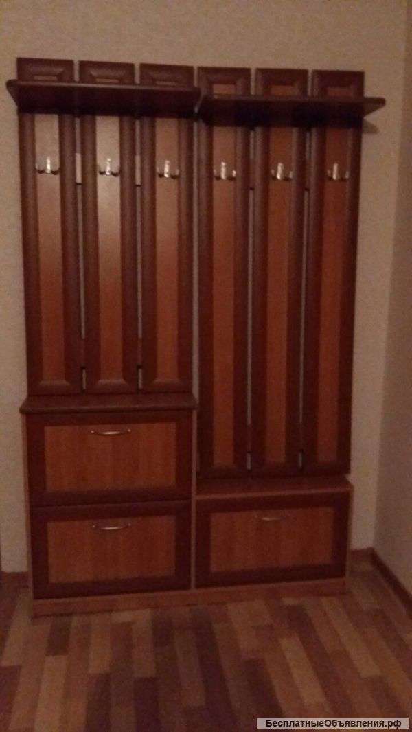 Шкаф в прихожую бу. Авито москва бу прихожую. Прихожки на авито. Прихожая б у за 2000. Авито москва бу прихожую.