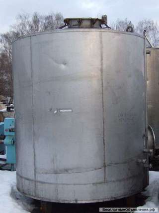 Емкости нержавеющие,объем — 6 куб.м., вертикальные, с рубашкой, термоизоляцией.