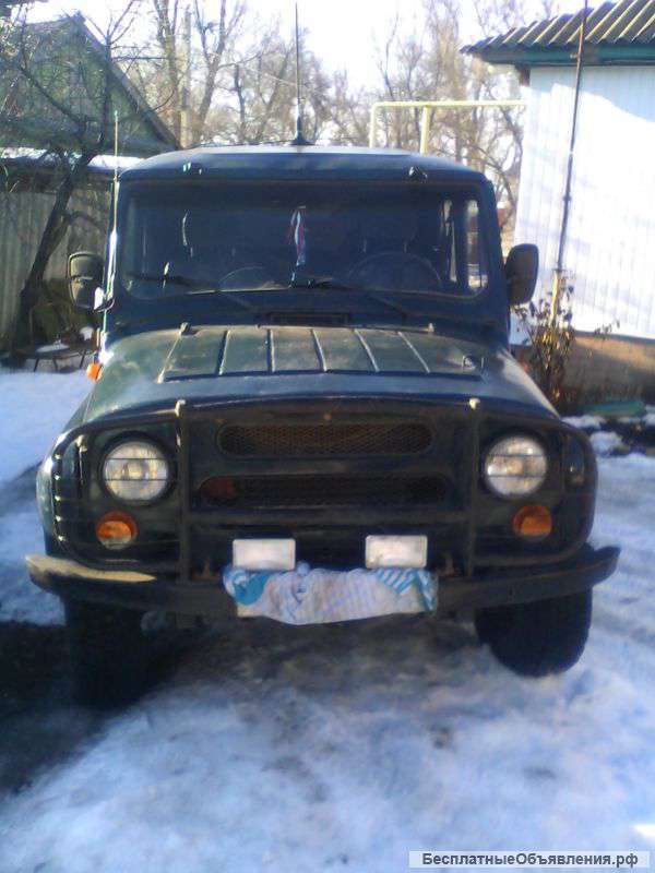 Автомобиль УАЗ