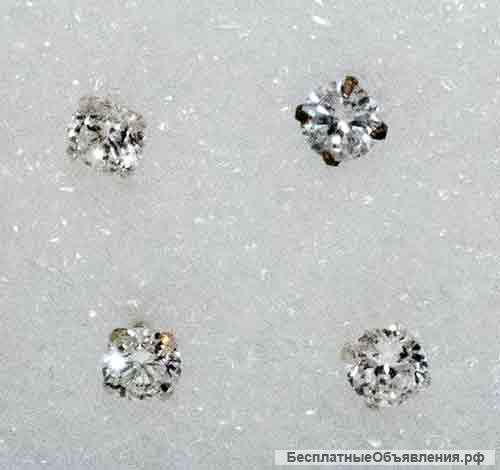 Пусеты из серебра с цирконом. Новые.