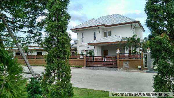 (обменяю) новую 2-х этажную виллу (г.Паттайя) на недвижимость в Москве или С.Петербурге.