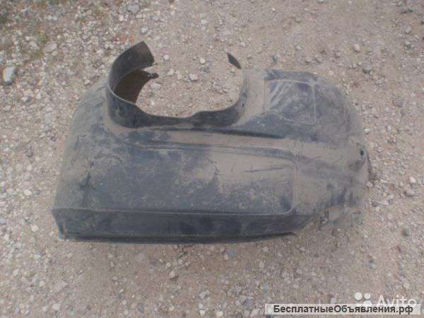 Подкрылок Ford Focus III передний правый