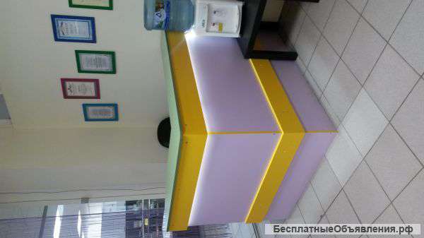 Стойку администратора ресепшен