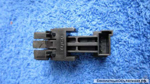 XKB000022 Range rover vogue 02-05 Выключатель стоп-сигнала оригинальный