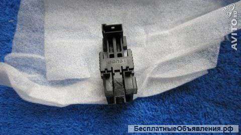 XKB000022 Range rover vogue 02-05 Выключатель стоп-сигнала оригинальный