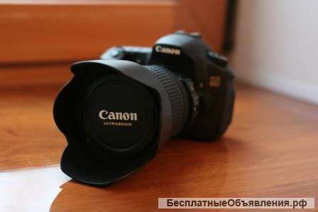 Canon 60d с объективом EF 17-55 мм
