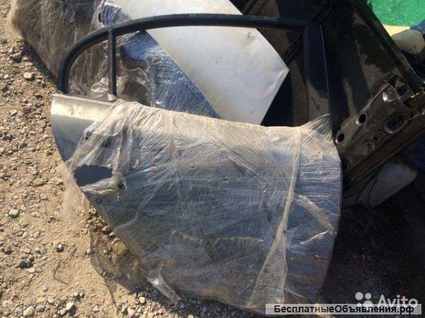 Дверь правая Honda Civic 4D пассажира