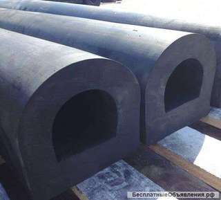 Труба отбойная резиновая для причалов Арктика 300х150х3000