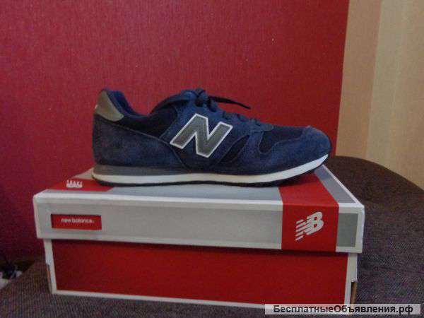 New Balance 373