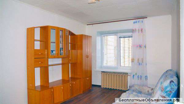 2 комнатная малогабаритная квартира (гостинка) возле станции метро "Горки"