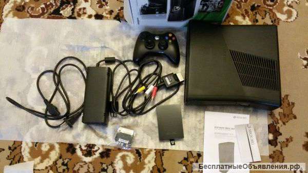 XBOX 360 в коробке полный комплект